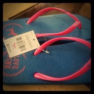 Love Pink Flip Flops!